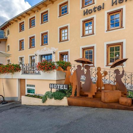 Hotel Helvetia Müstair Exterior foto
